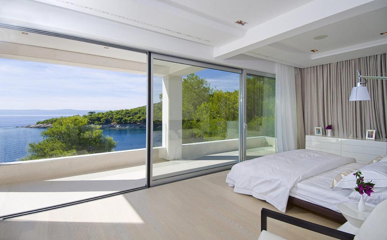 Luxury Seafront Villa My Dream With Private Pool, Jacuzzi And Staff At The Beach On Brac Island - Sumartin Selca  Buitenkant foto