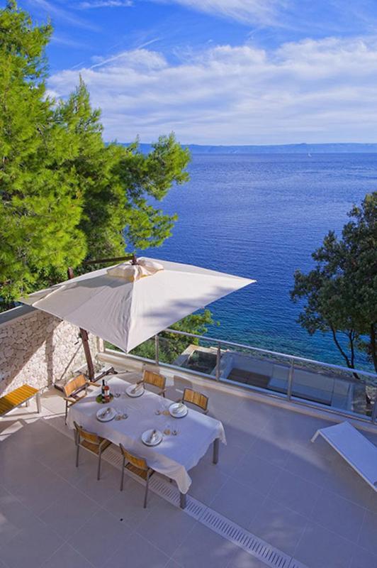 Luxury Seafront Villa My Dream With Private Pool, Jacuzzi And Staff At The Beach On Brac Island - Sumartin Selca  Buitenkant foto