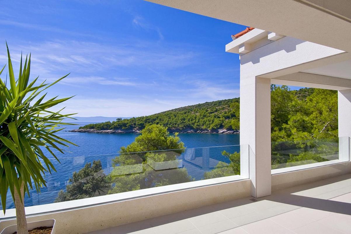 Luxury Seafront Villa My Dream With Private Pool, Jacuzzi And Staff At The Beach On Brac Island - Sumartin Selca  Buitenkant foto