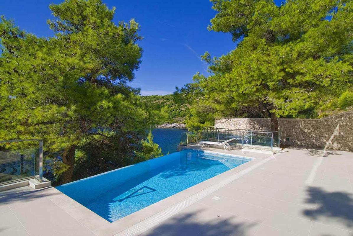Luxury Seafront Villa My Dream With Private Pool, Jacuzzi And Staff At The Beach On Brac Island - Sumartin Selca  Buitenkant foto