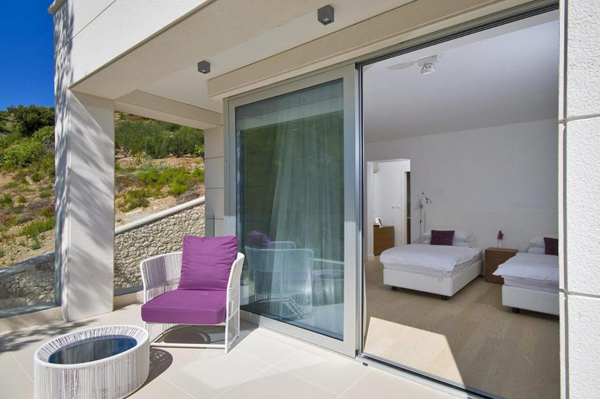 Luxury Seafront Villa My Dream With Private Pool, Jacuzzi And Staff At The Beach On Brac Island - Sumartin Selca  Buitenkant foto